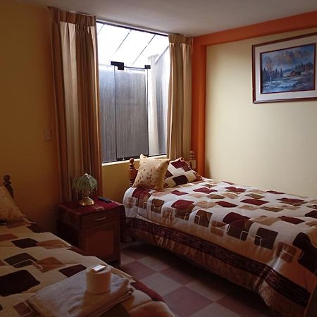 Hostal Vista Al Lago Titicaca פונו מראה חיצוני תמונה