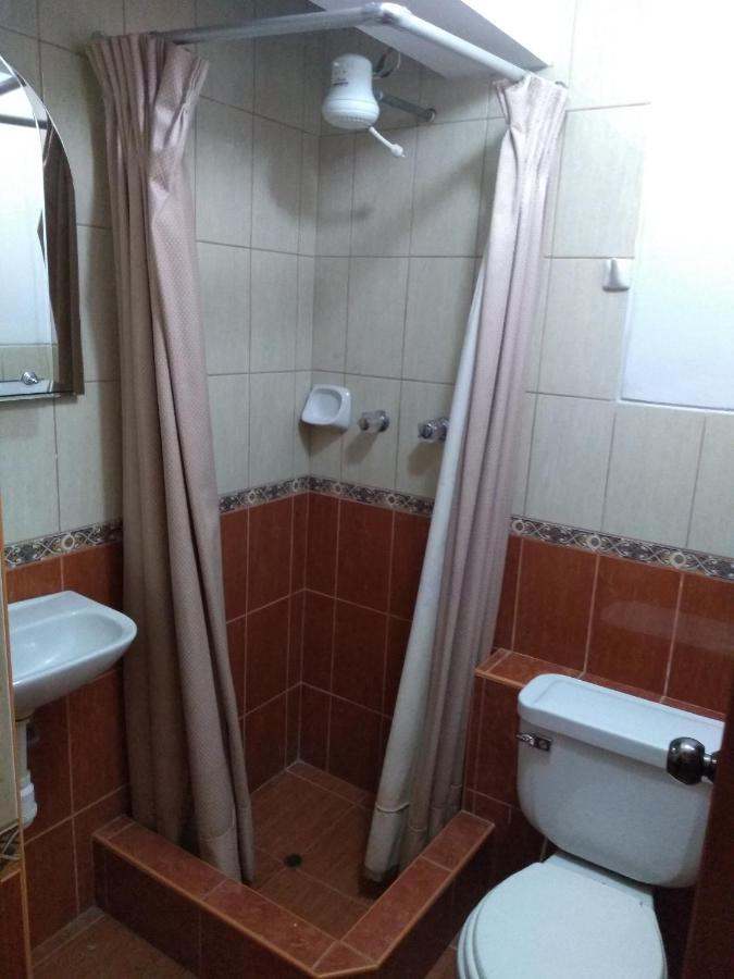 Hostal Vista Al Lago Titicaca פונו מראה חיצוני תמונה