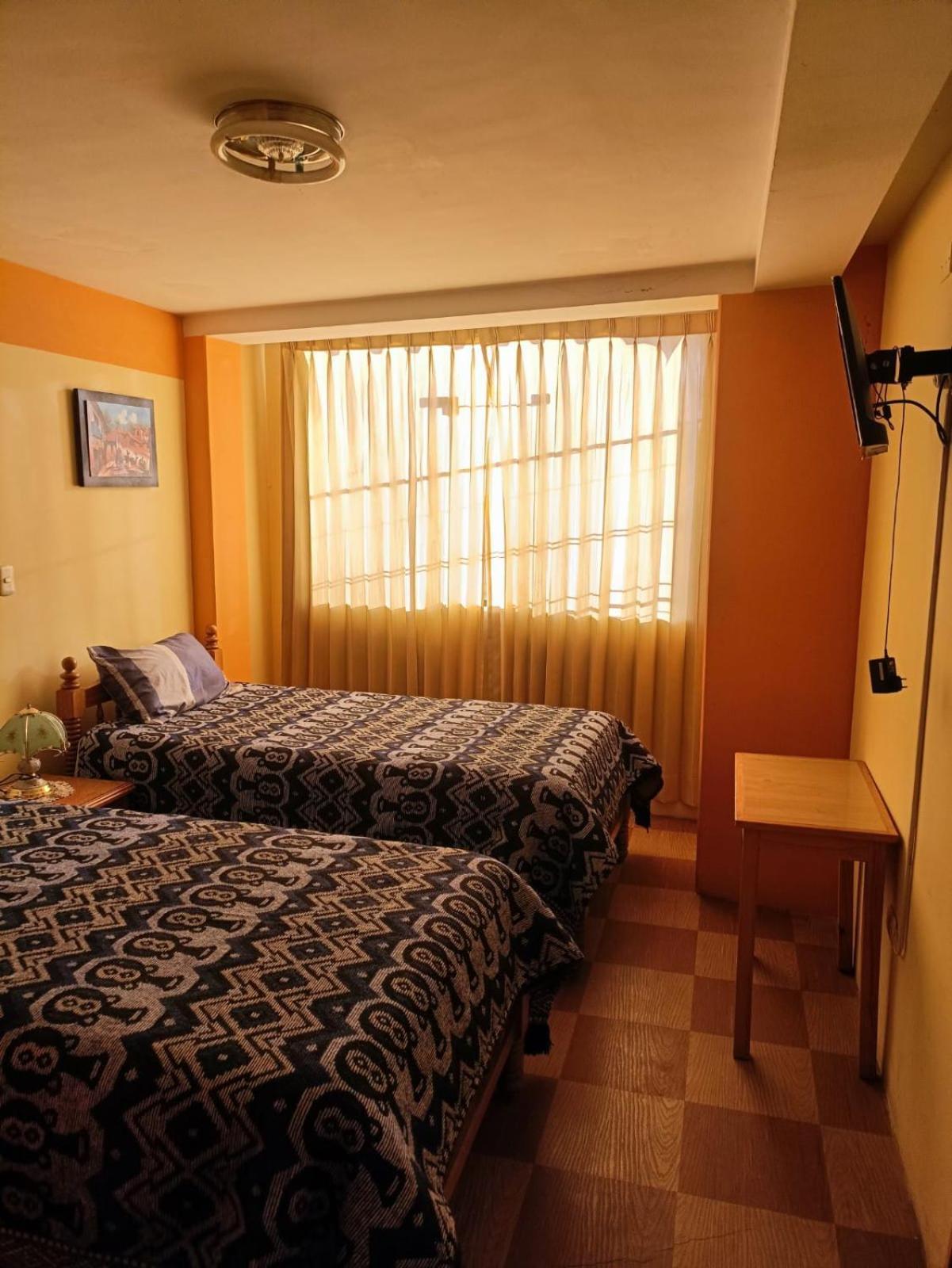 Hostal Vista Al Lago Titicaca פונו מראה חיצוני תמונה