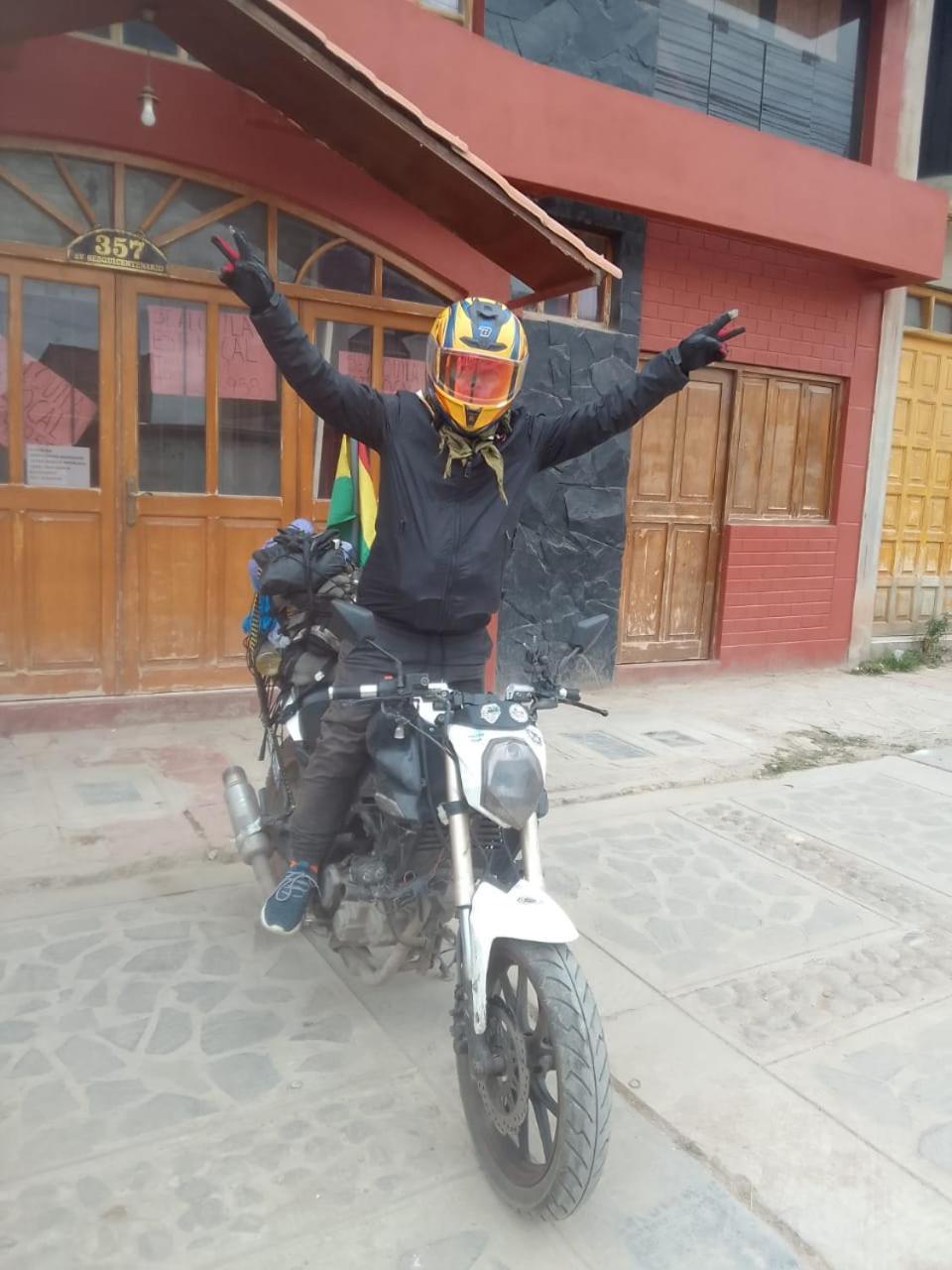 Hostal Vista Al Lago Titicaca פונו מראה חיצוני תמונה