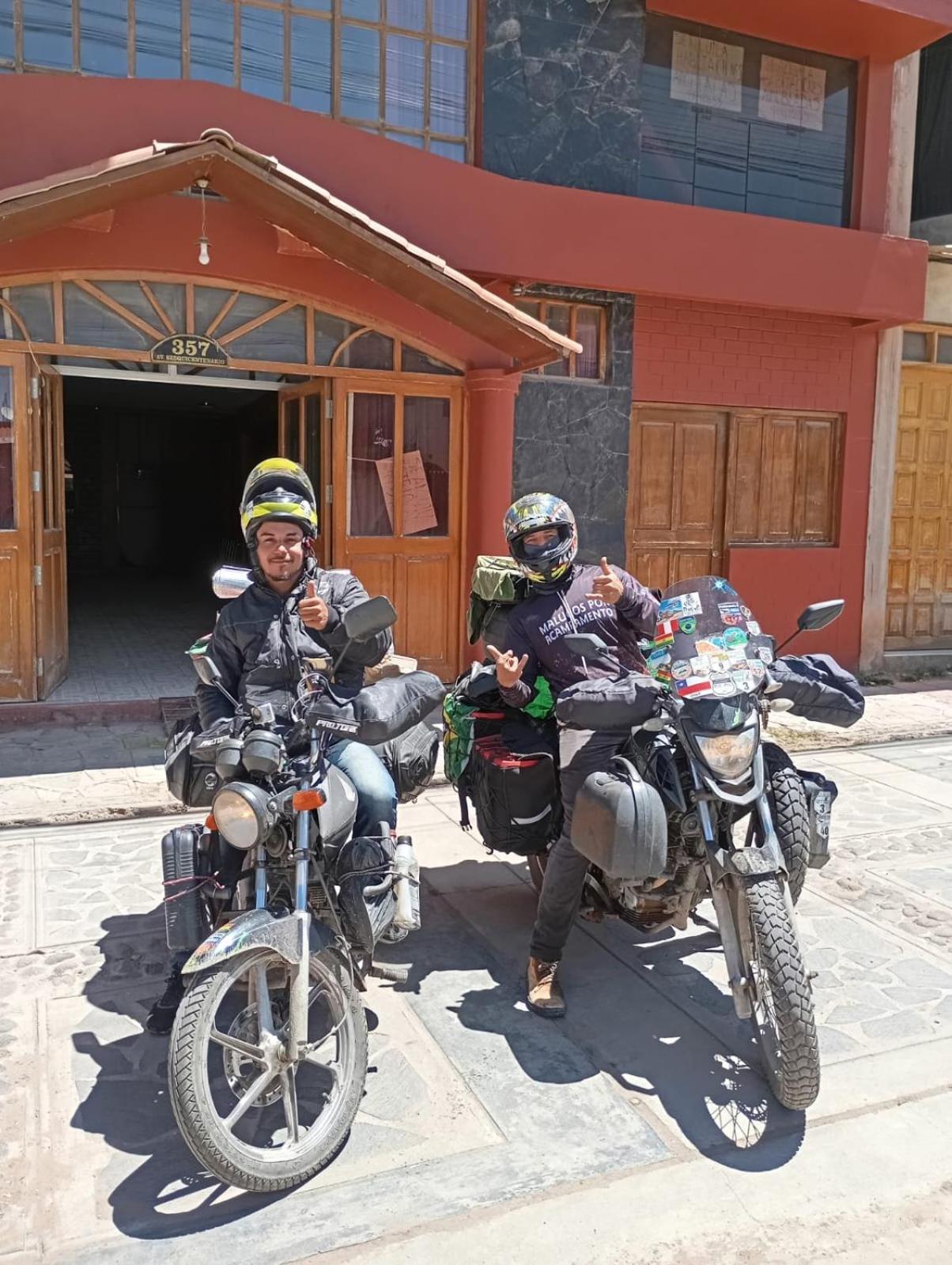 Hostal Vista Al Lago Titicaca פונו מראה חיצוני תמונה