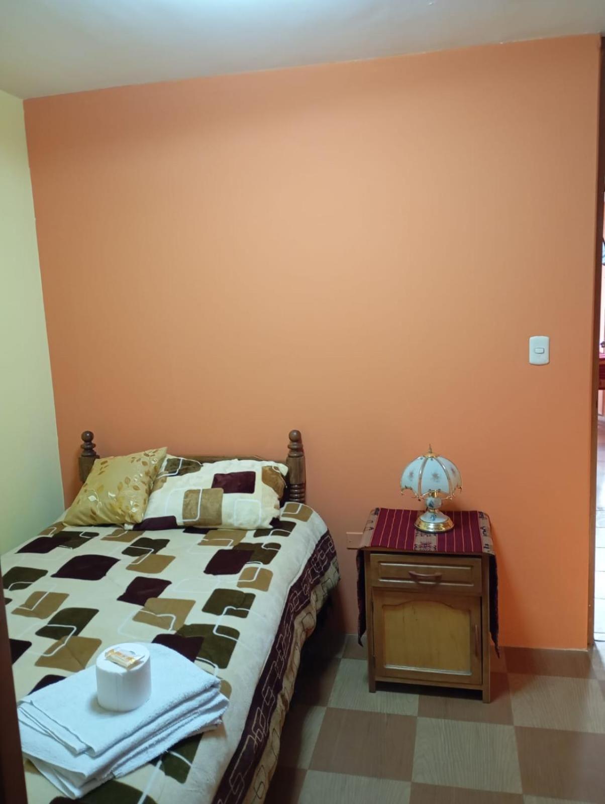 Hostal Vista Al Lago Titicaca פונו מראה חיצוני תמונה